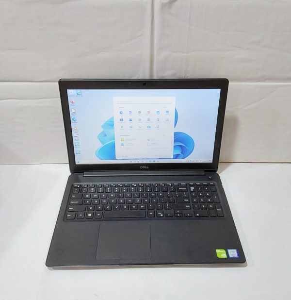 Dell Latitude 3500 Laptop